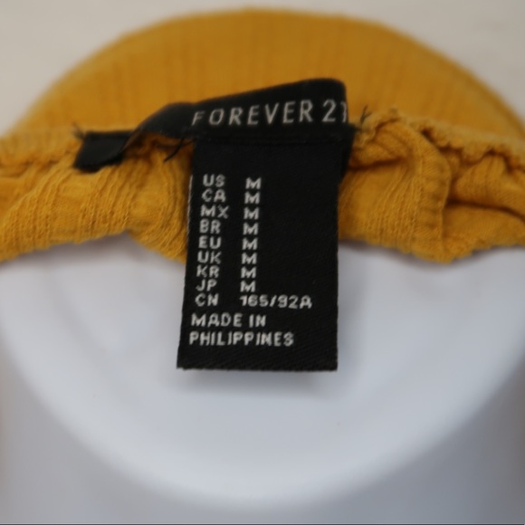 F21 Ribbed Crop Top - Picture 2 of 2